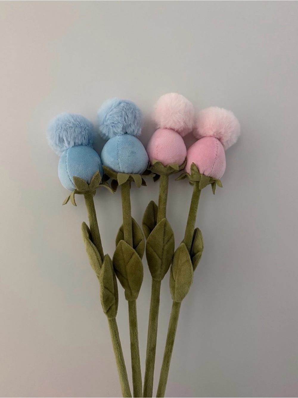 CJ Hendry Flowers - Pompoms (4)
